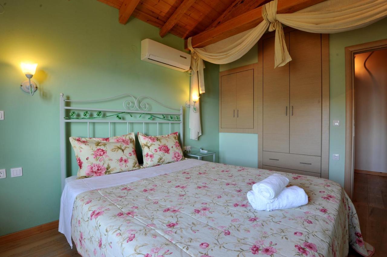 Villa Theodora View Apartments Zeys Agios Georgios Pagon Extérieur photo